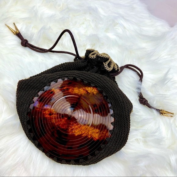 VINTAGE Crochet Drawstring Tote Clutch Evening Bag Purse Gold Boho Wristlet 60s - Picture 6 of 6